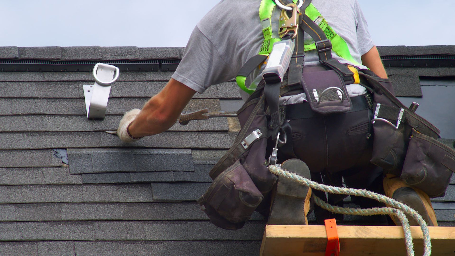 Roof Maintenance 101: Protect Your Home from the Elements