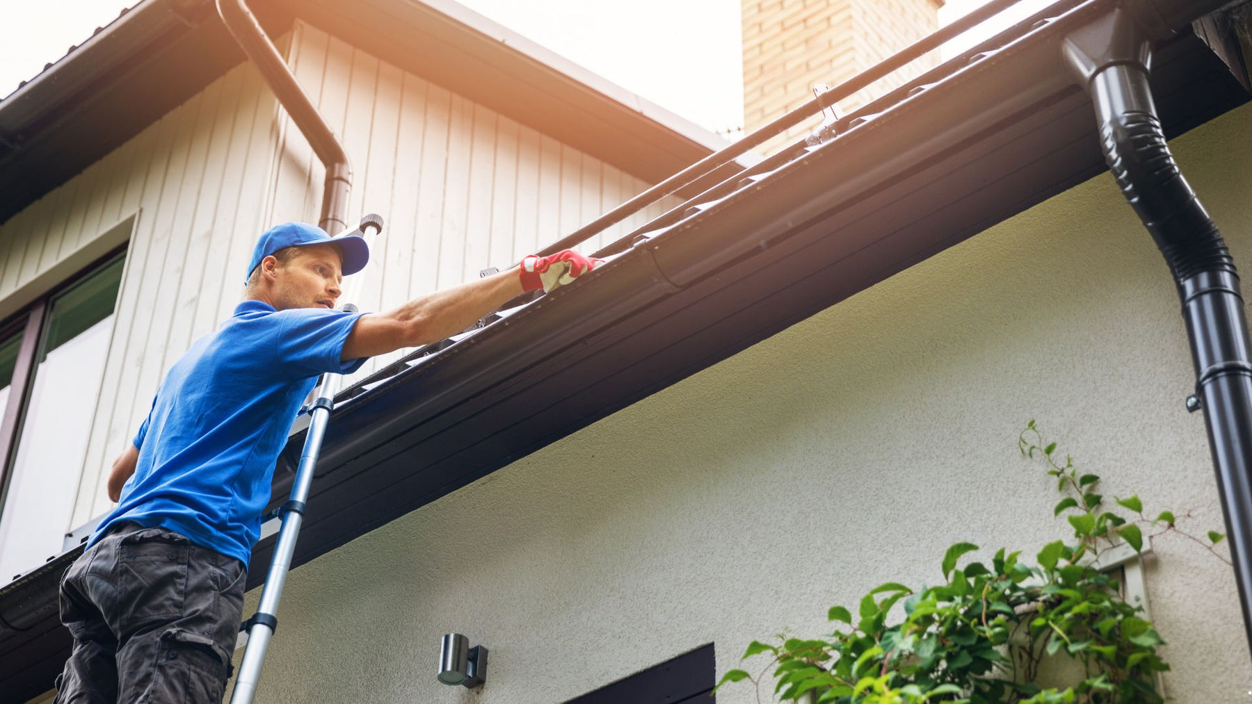 Gutter Cleaning and Maintenance: Preparing for Fall